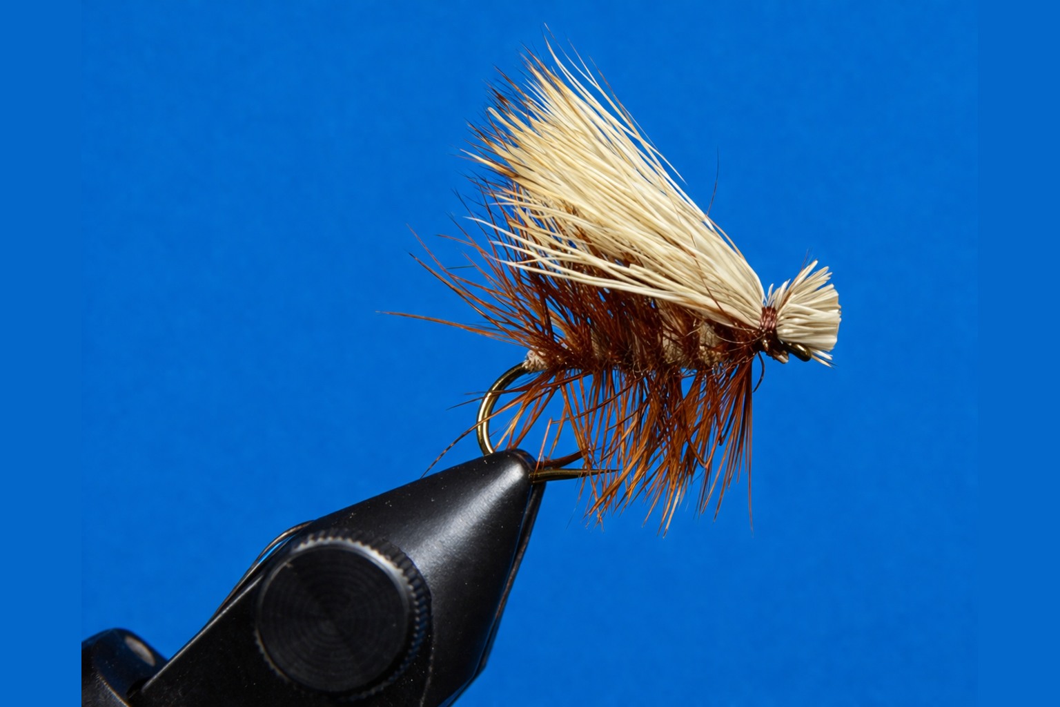 Elk Hair Caddis fly pattern