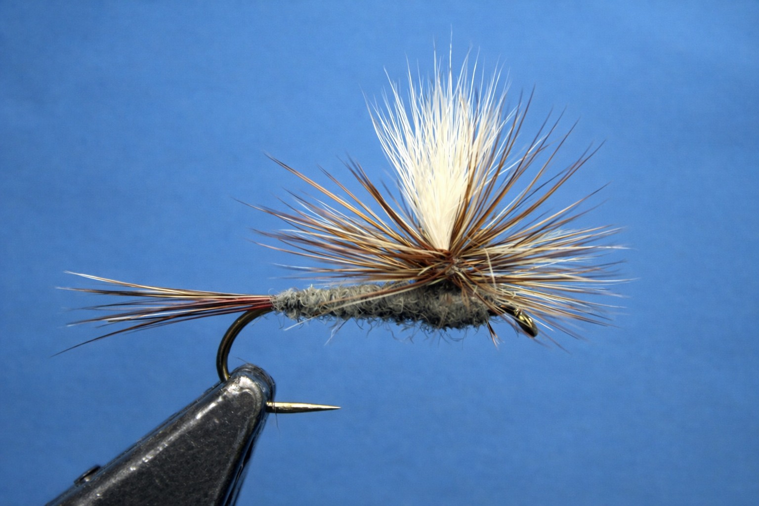 Parachute Adams fly pattern